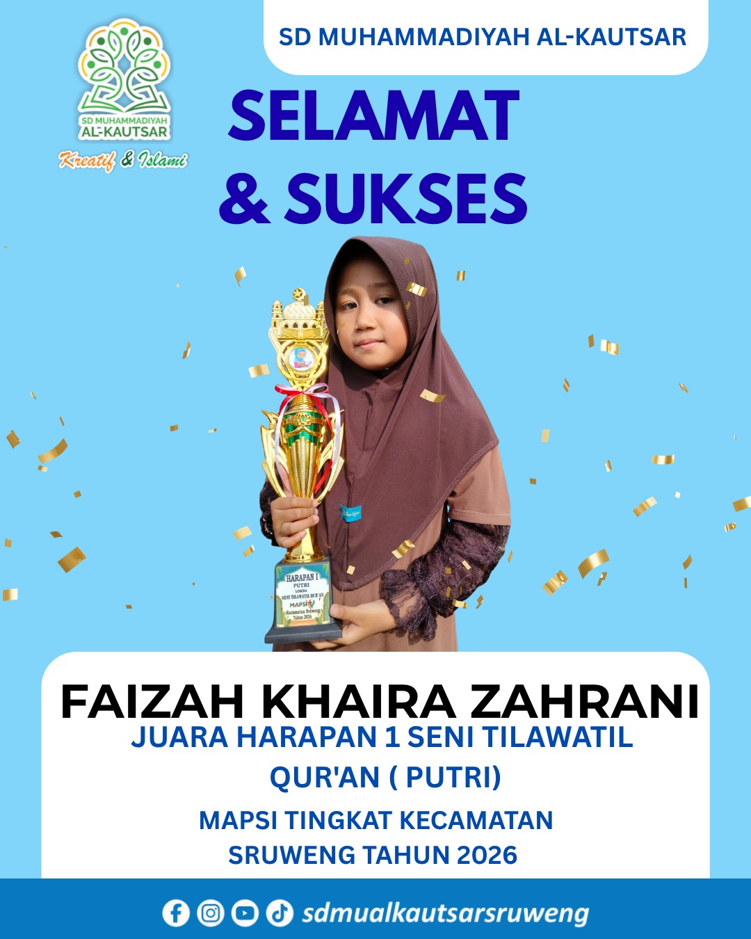 Khaira Membawa Piala MAPSI